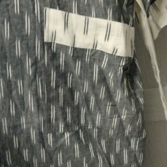 Karu Rob one sz fit tall color gray & ivore in good conditon - Picture 4 of 8